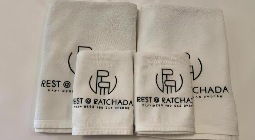 Rest@Ratchada hotel Bangkok Exterior foto